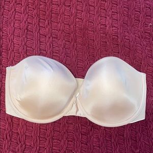 Strapless Victoria’s secret bra